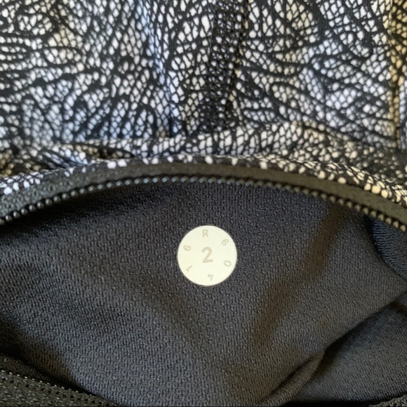 Lululemon Pace Rival Crop 22” - Picture 9 of 9